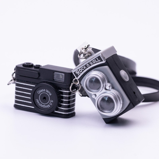 4 Pcs Miniature Camera 1:4 Scale Mini SLR Camera Prop Mini Camera Ornament Vintage Camera Model Digital SLR Camera Mini Decoration Accessories Photography Props