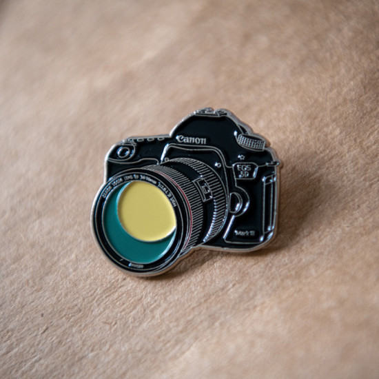 Canon 5D Mark III camera pin vintage camera metal badge