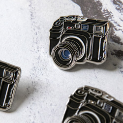 Mamiya 7 film camera pin vintage camera metal badge