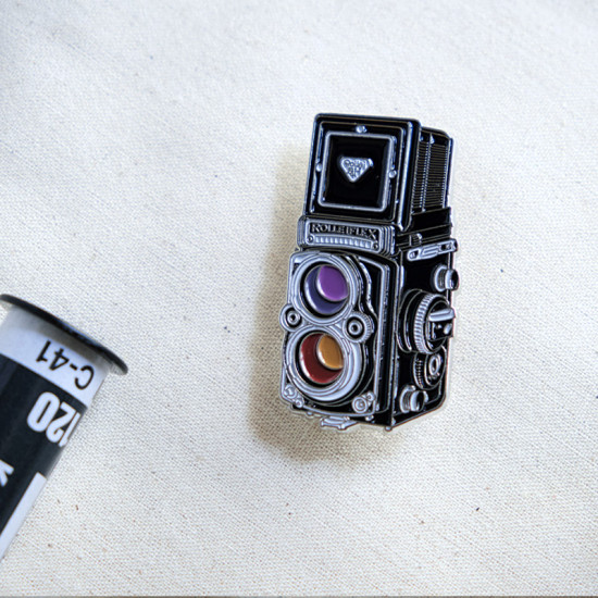 Rolleiflex 3.5F film camera pin vintage camera metal badge